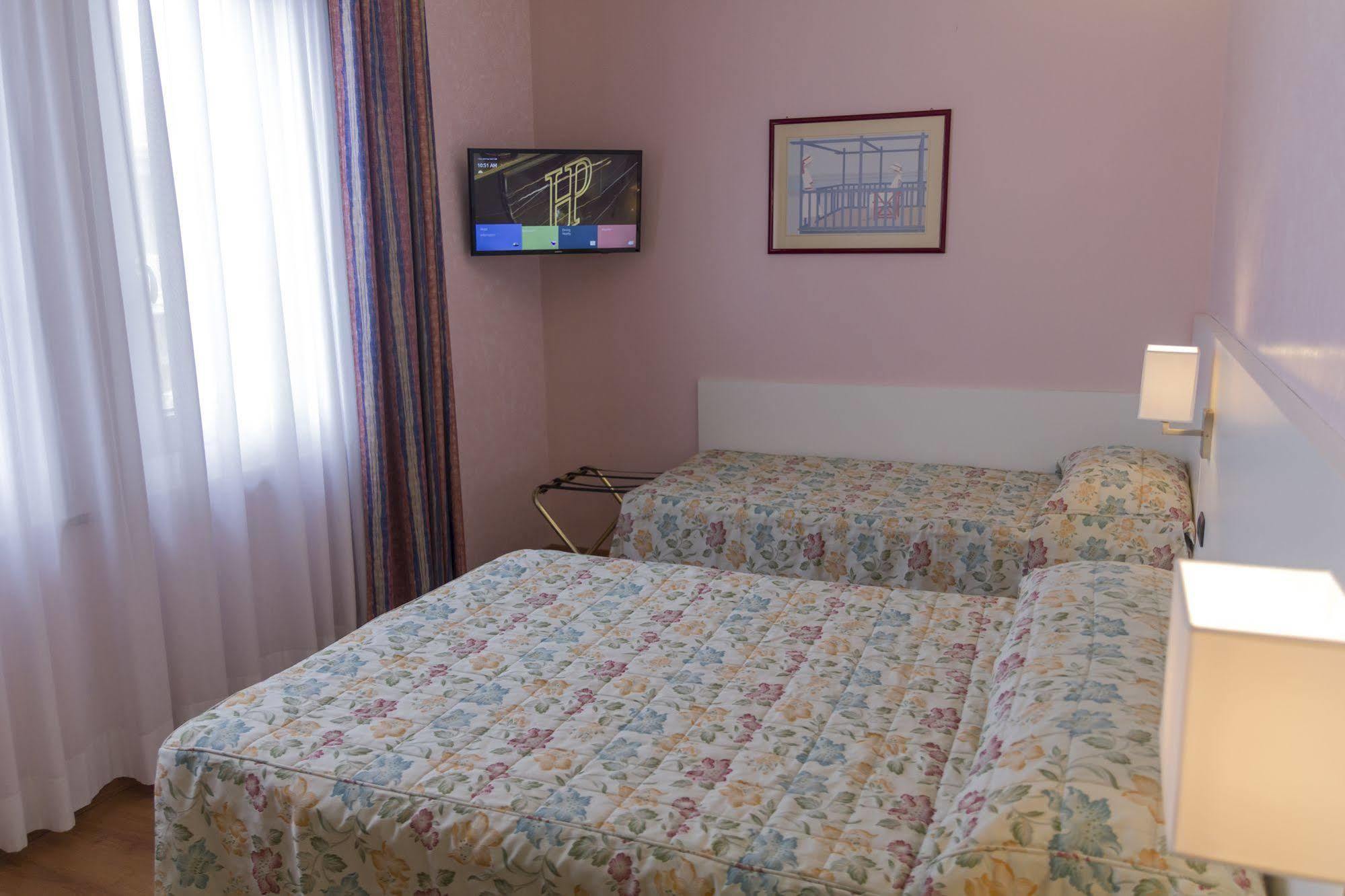 Hotel Pico ميراندولا المظهر الخارجي الصورة